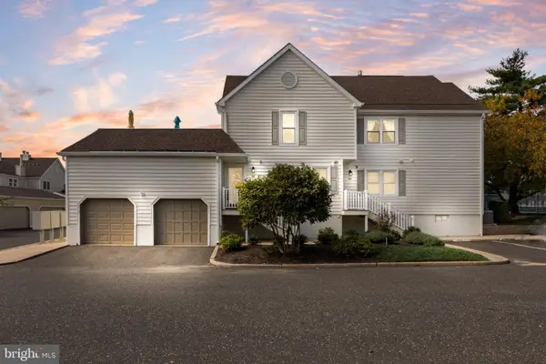 911 Society Blvd, CHERRY HILL, NJ 08003