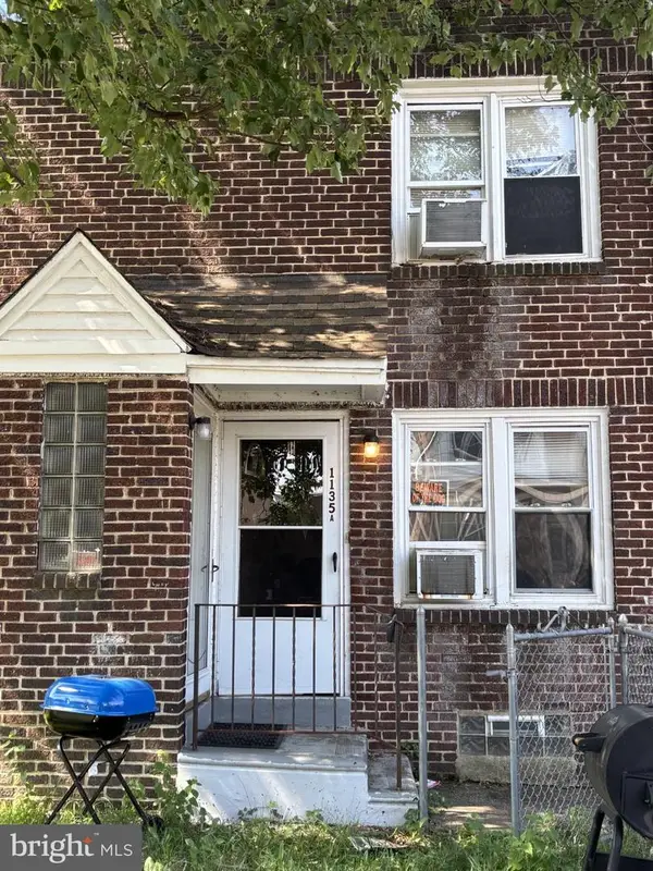 1135 Empire Ave, CAMDEN, NJ 08103