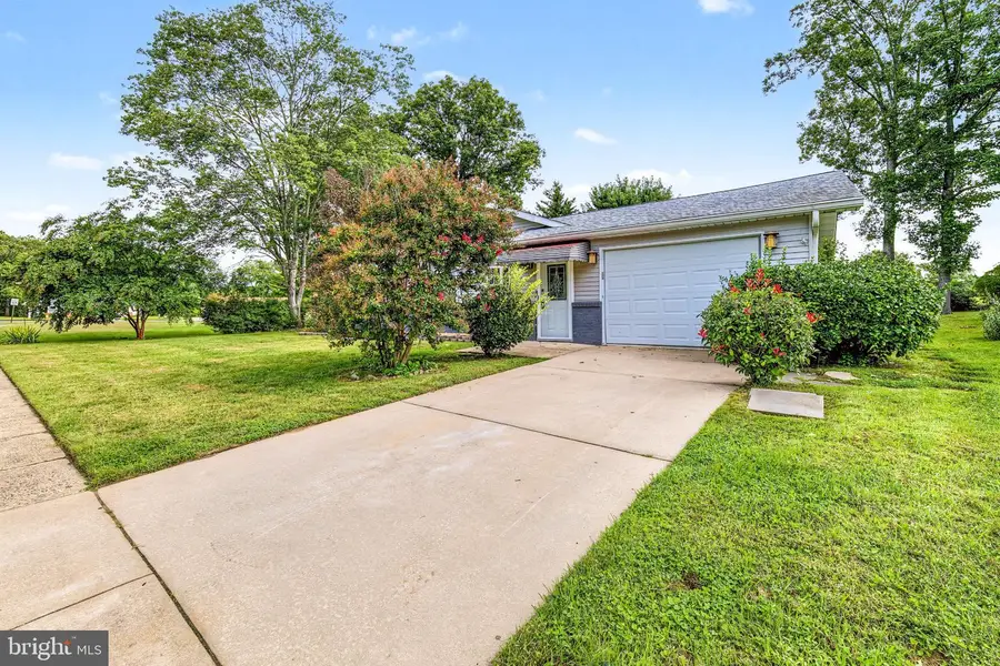 2 Poplar Ave, Hammonton, NJ 08037 - #3