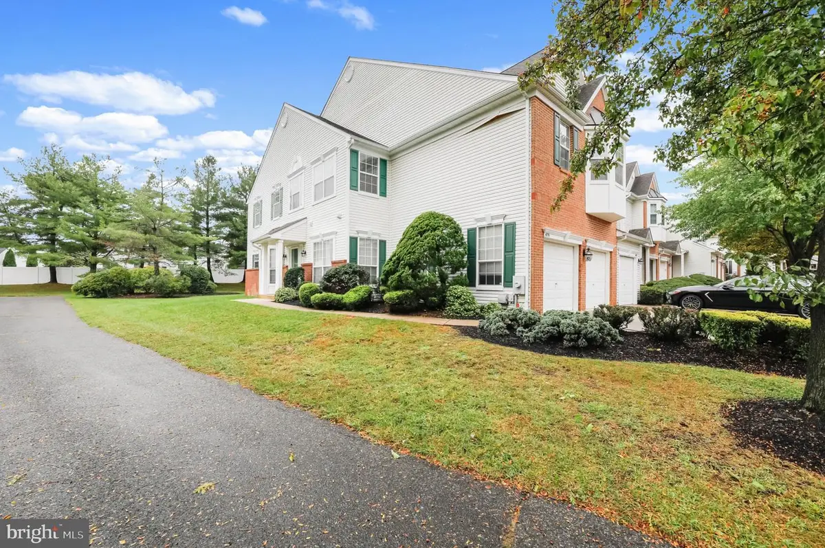 4091 Hermitage Dr, Voorhees, NJ 08043 - #1