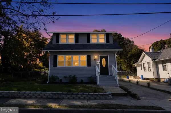 112 King St N, MAGNOLIA, NJ 08049