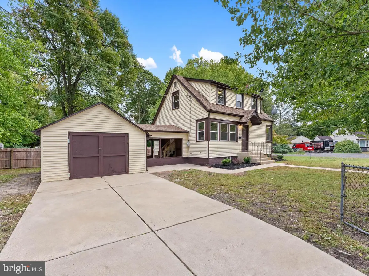 30 Oak Ln, Lindenwold, NJ 08021 - #1