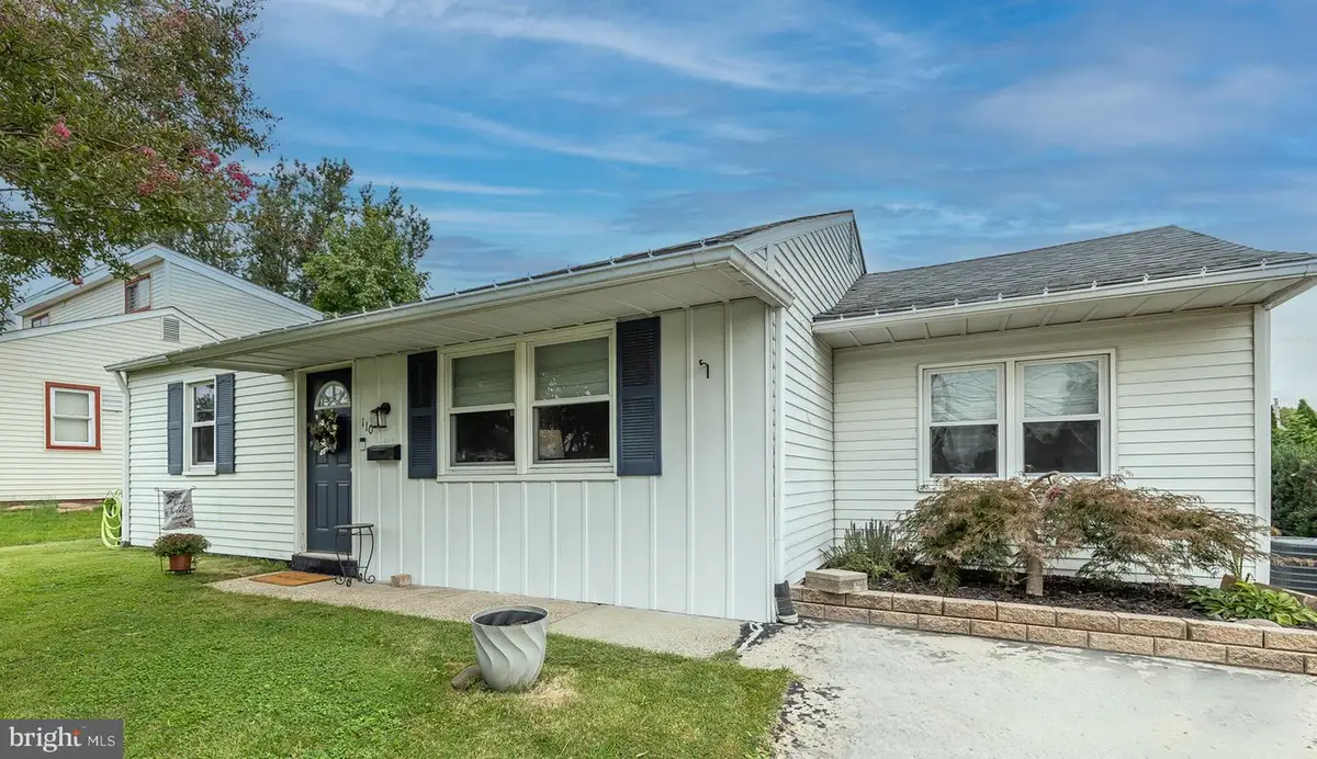 110 Oak Ave, Bellmawr, NJ 08031 - #1