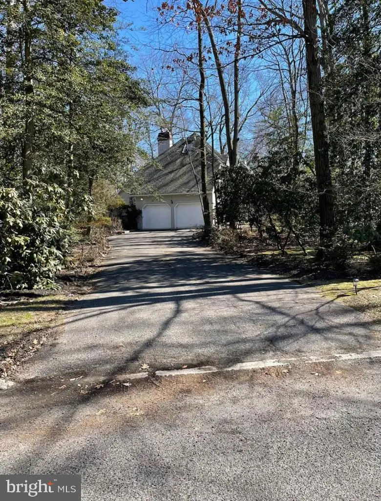 1 Keswick Dr, Voorhees, NJ 08043 - #2