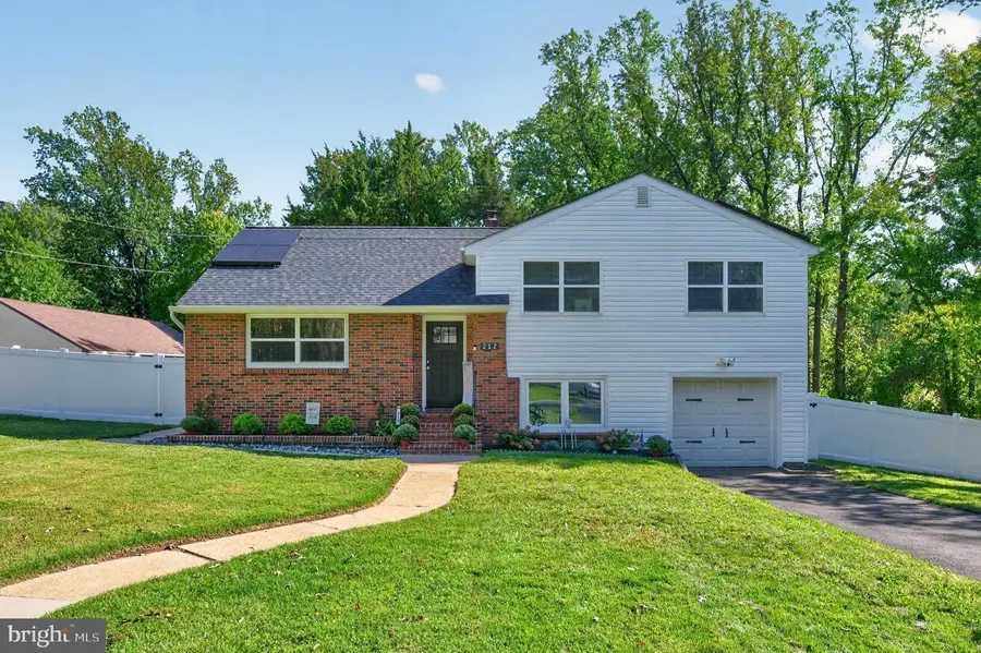 212 Summit Ave, Blackwood, NJ 08012 - #2