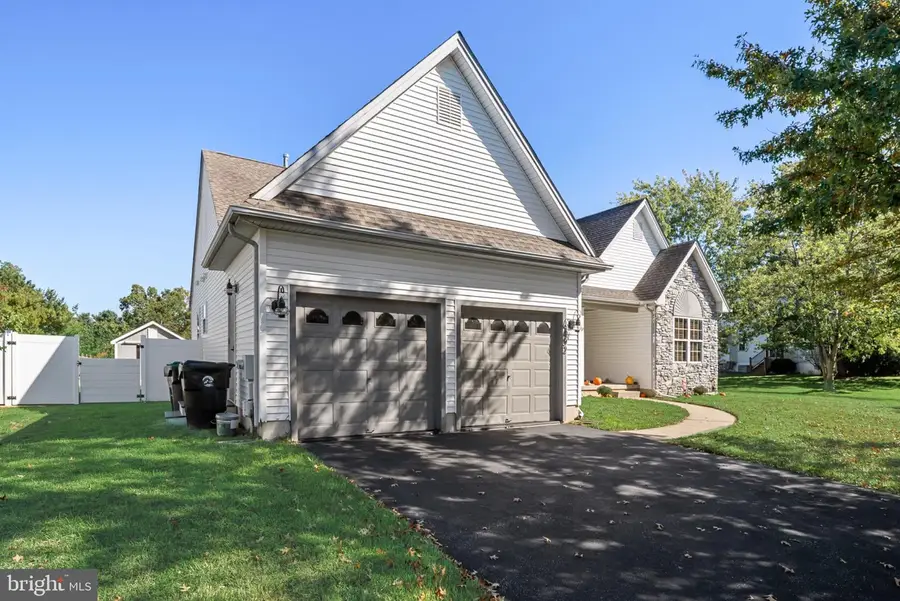 402 Barnegat Ln, Berlin, NJ 08009 - #2
