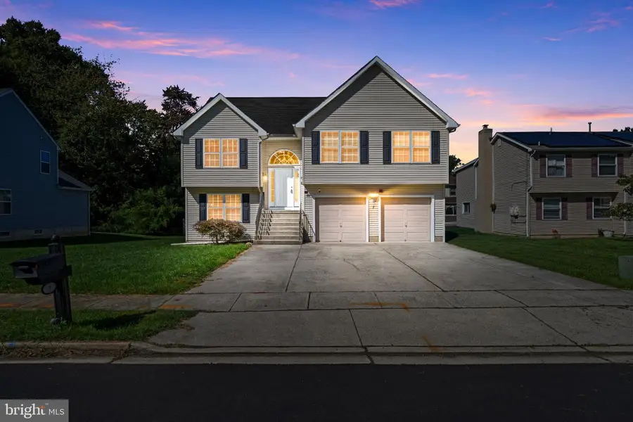 7 Logan Dr, Cherry Hill, NJ 08034 - #2