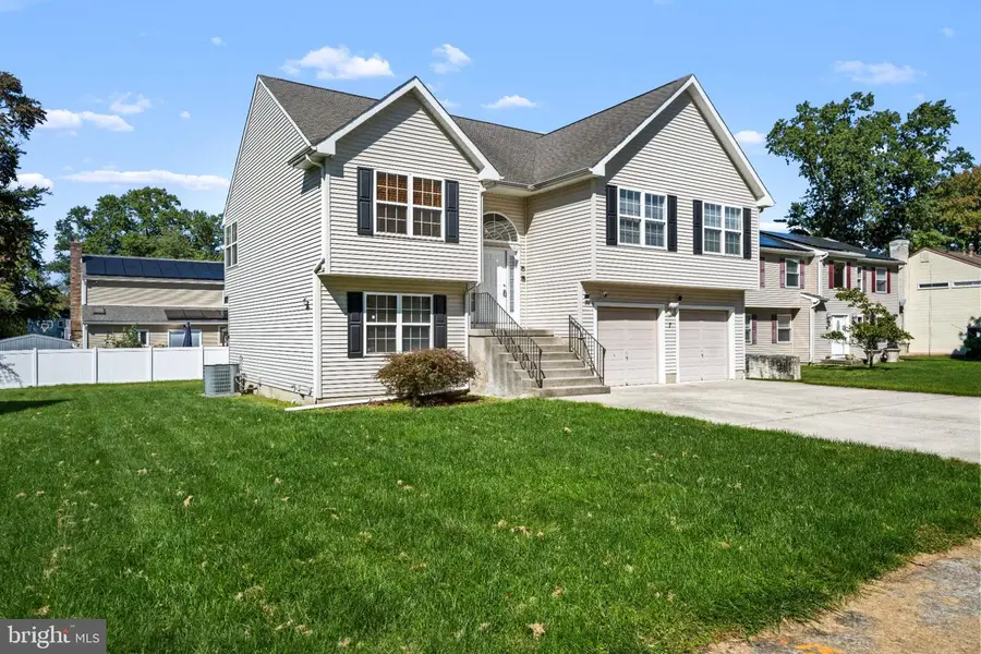 7 Logan Dr, Cherry Hill, NJ 08034 - #3