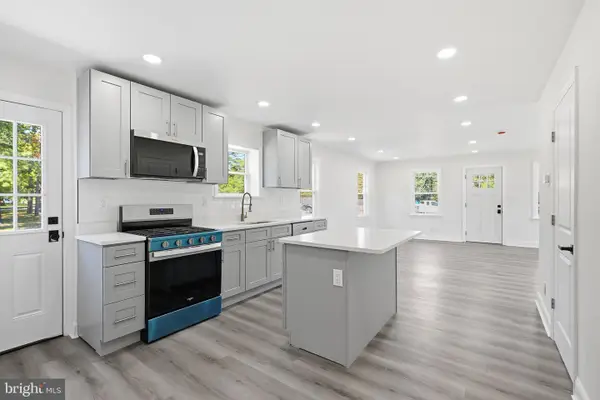 7 Sicklerville Rd, SICKLERVILLE, NJ 08081