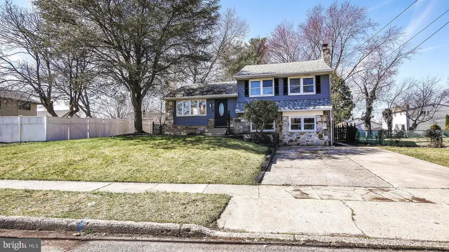 2 Green Ridge Rd, Voorhees, NJ 08043 - #2