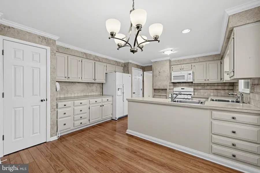 415 Downs Dr, Cherry Hill, NJ 08003 - #3