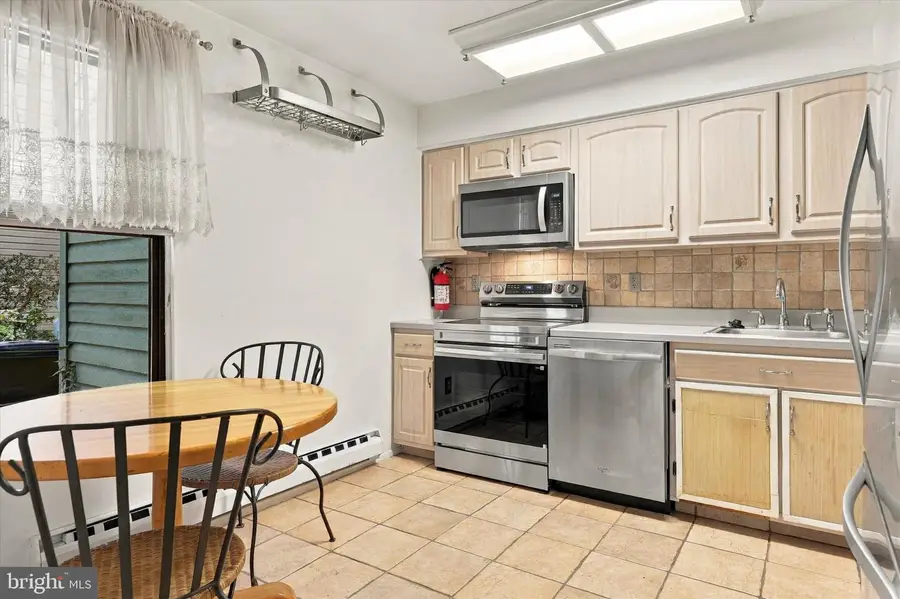 909 Bromley Est, Pine Hill, NJ 08021 - #2