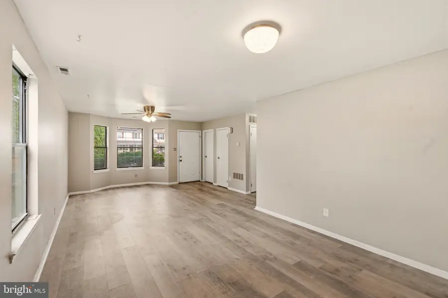 8 Heywood Ln, Sicklerville, NJ 08081 - #2