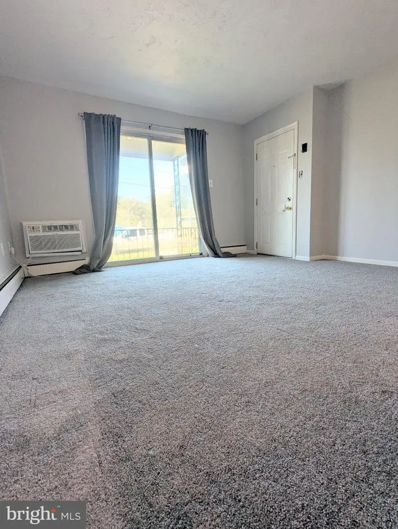 110 Dartmouth Ave, Somerdale, NJ 08083 - #1