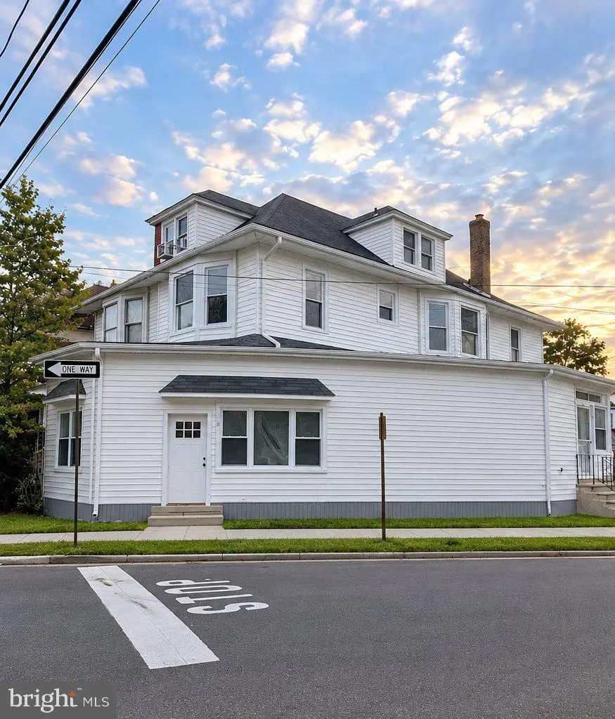 17 N Brown St, Gloucester City, NJ 08030 - #1