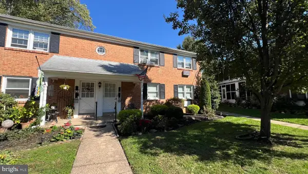 1 Beverly Ln #a, STRATFORD, NJ 08084