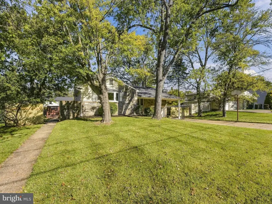 409 Junewood Dr, Cherry Hill, NJ 08003 - #3