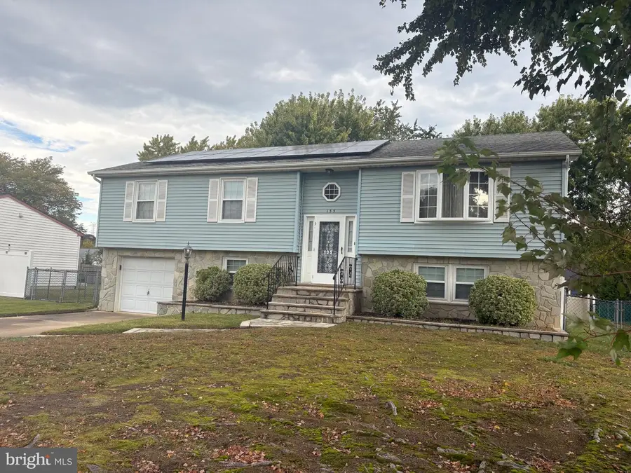 135 Sturbridge Dr, Sicklerville, NJ 08081 - #2
