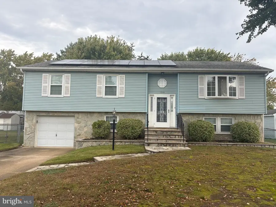 135 Sturbridge Dr, Sicklerville, NJ 08081 - #3