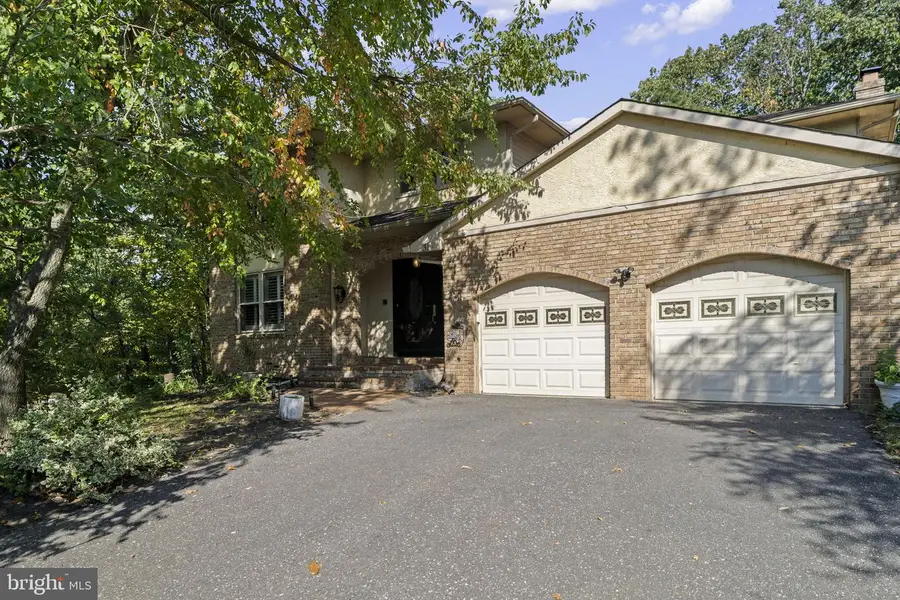 31 Signal Dr, Voorhees, NJ 08043 - #2