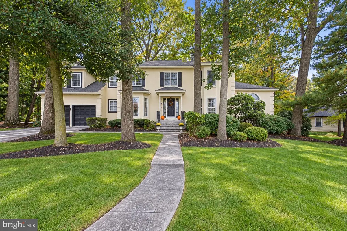 8 Yorkshire Dr, Voorhees, NJ 08043 - #1