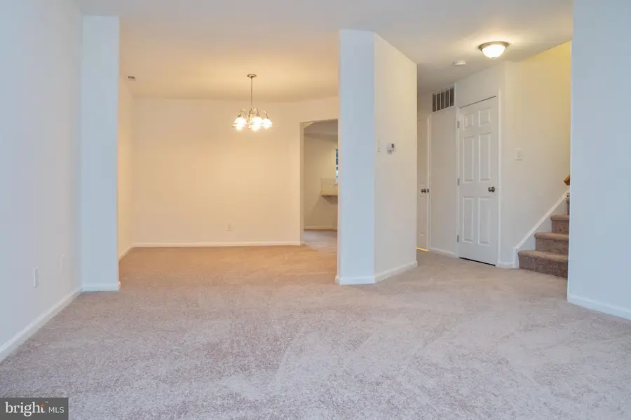 4 Park Side Dr, Sicklerville, NJ 08081 - #3