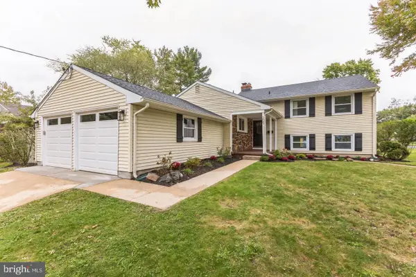 205 Barclay Ln, CHERRY HILL, NJ 08034