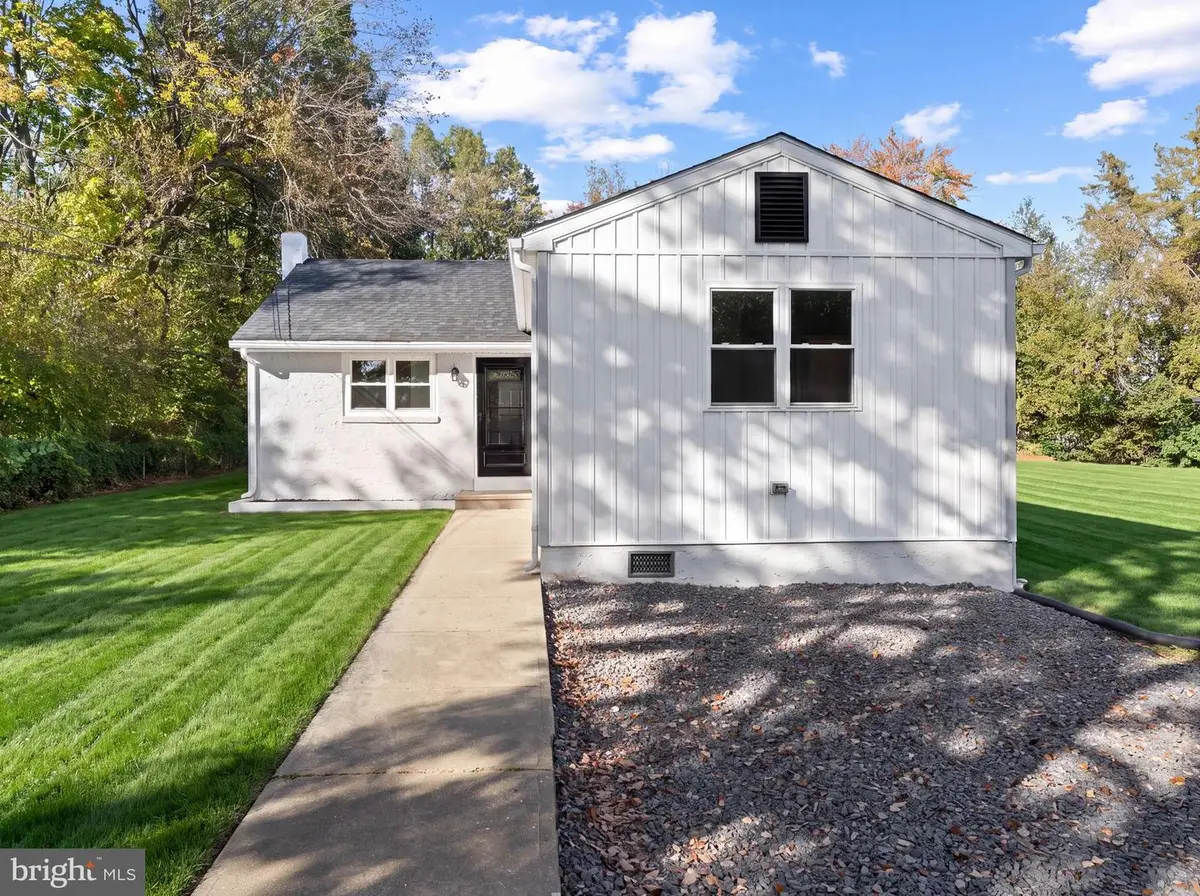 17 Coles Rd, Blackwood, NJ 08012 - #1