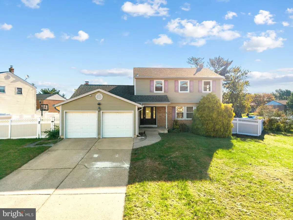 2 Candlestick Rd, Clementon, NJ 08021 - #1