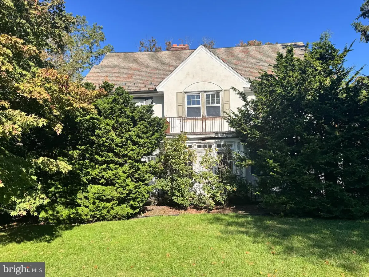 233 E Kings Hwy, Audubon, NJ 08106 - #1