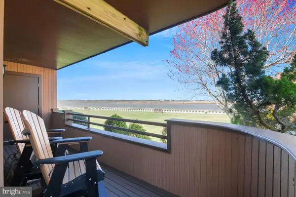 100 Reef Dr, OCEAN CITY, NJ 08226