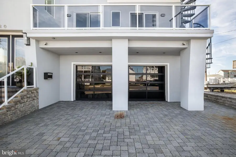 420 W 17th Ave, North Wildwood, NJ 08260 - Image #3