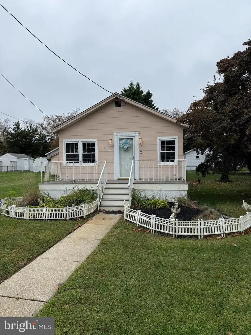 121 Bucknell Ave, Villas, NJ 08251 - Image #1