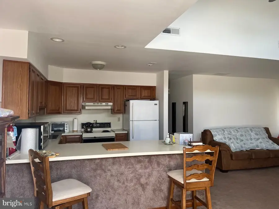 421 W Bennett Ave #4, Wildwood, NJ 08260 - Image #3