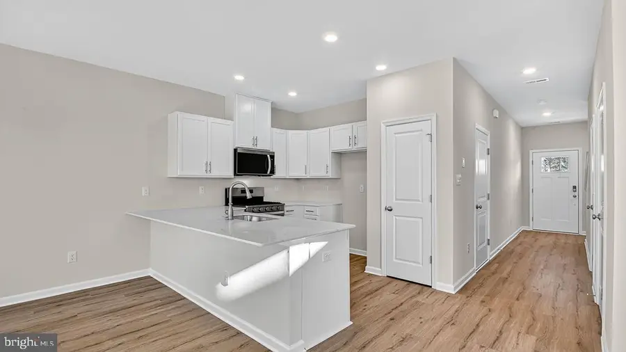 128 W Montgomery Ave, Wildwood, NJ 08260 - Image #3