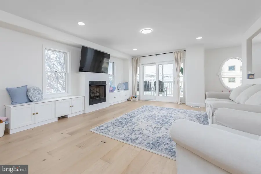 400 E 3rd Avenue D, North Wildwood, NJ 08260 - #3