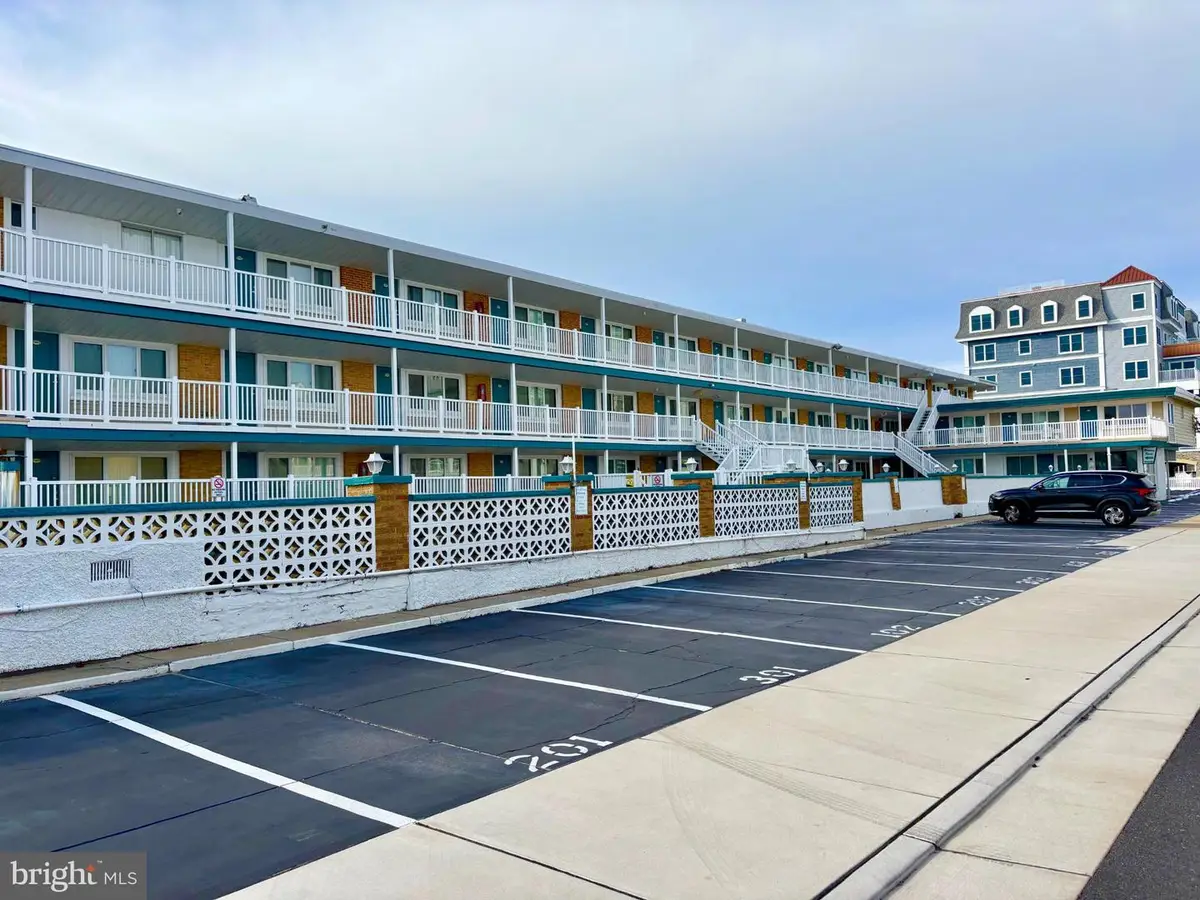 410 E Monterey Ave #103, Wildwood Crest, NJ 08260 - #1