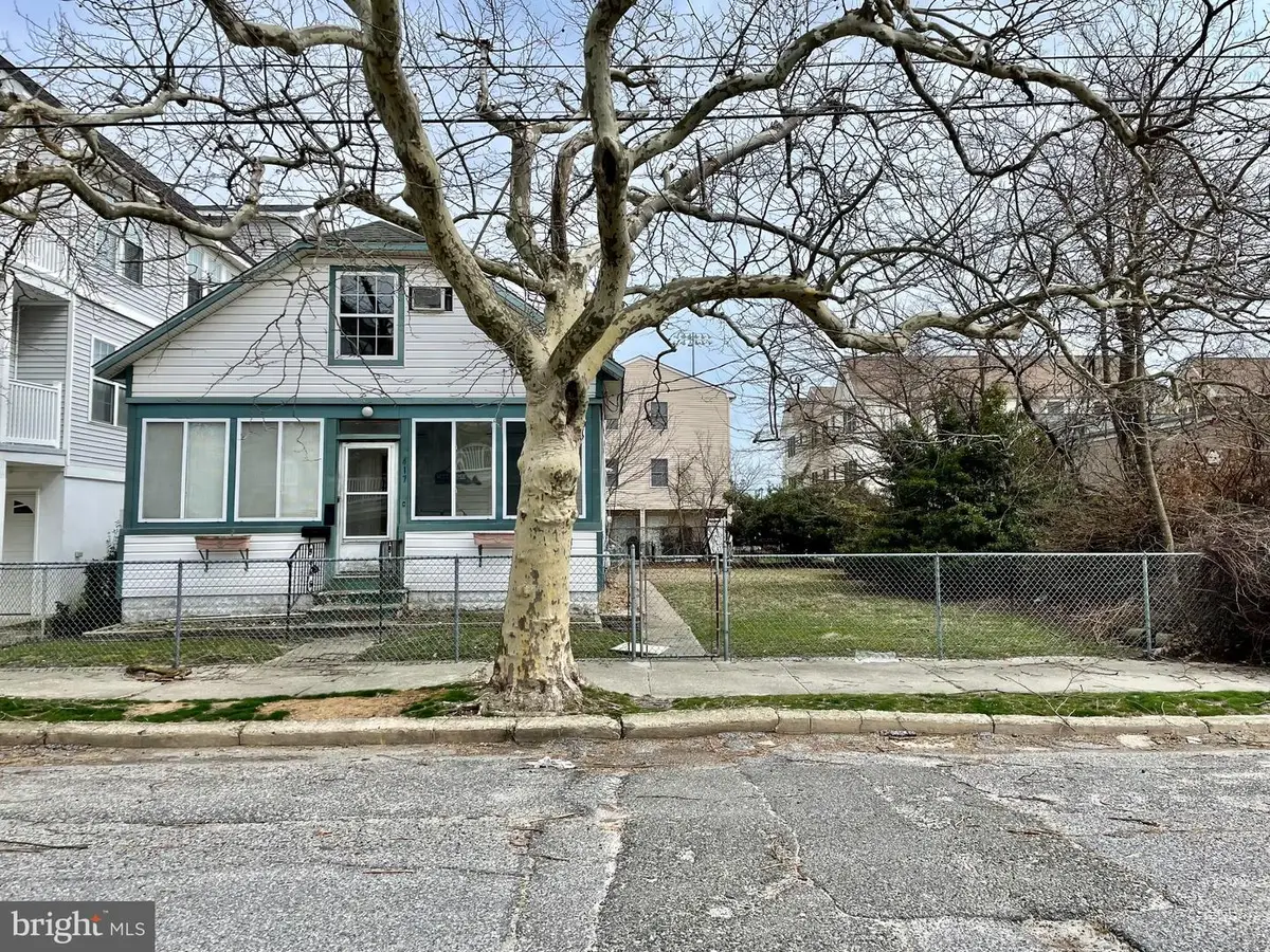 417 W Roberts Ave, Wildwood, NJ 08260 - #1