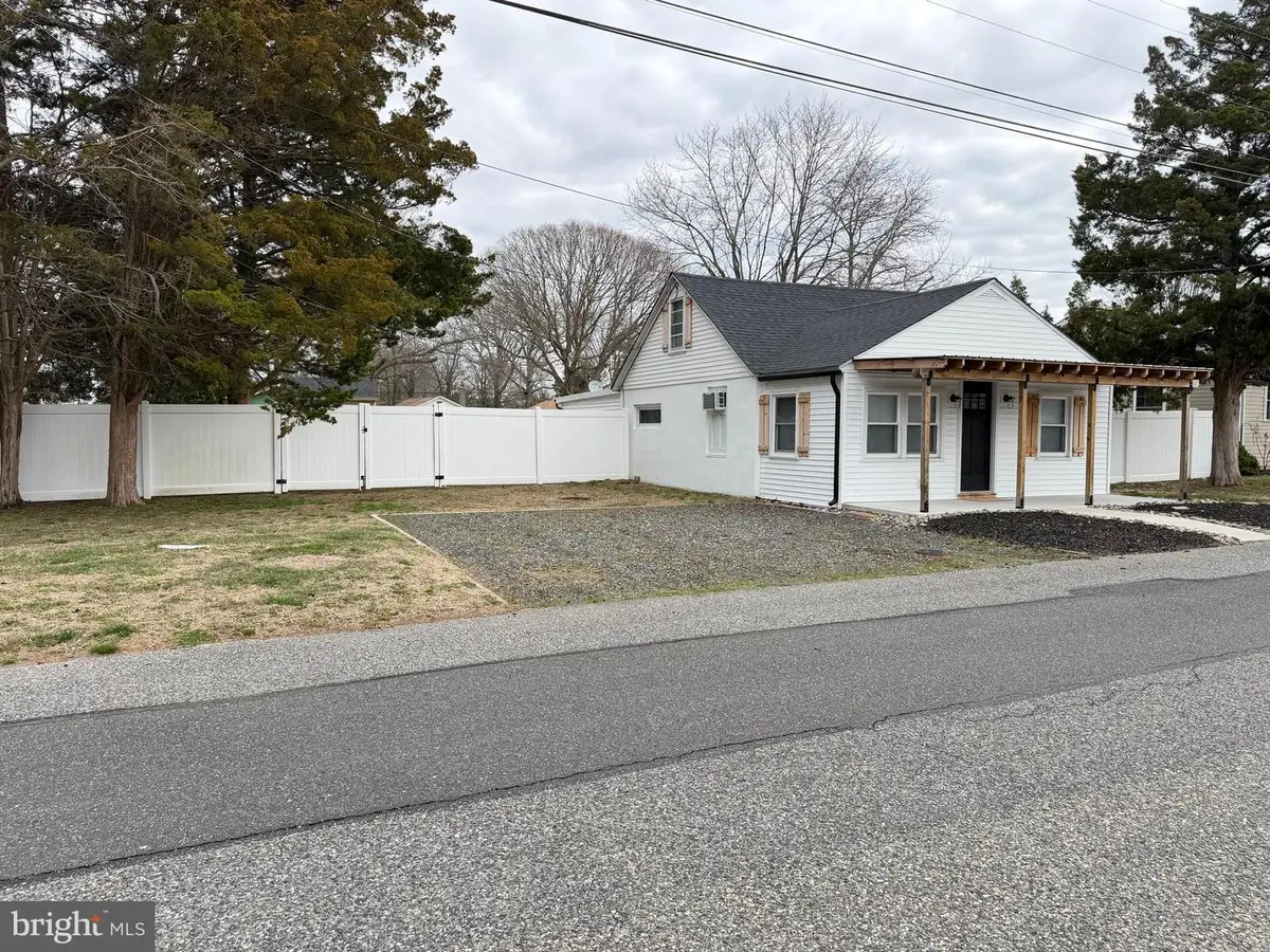 25 Matthews Ave, Villas, NJ 08251 - #1