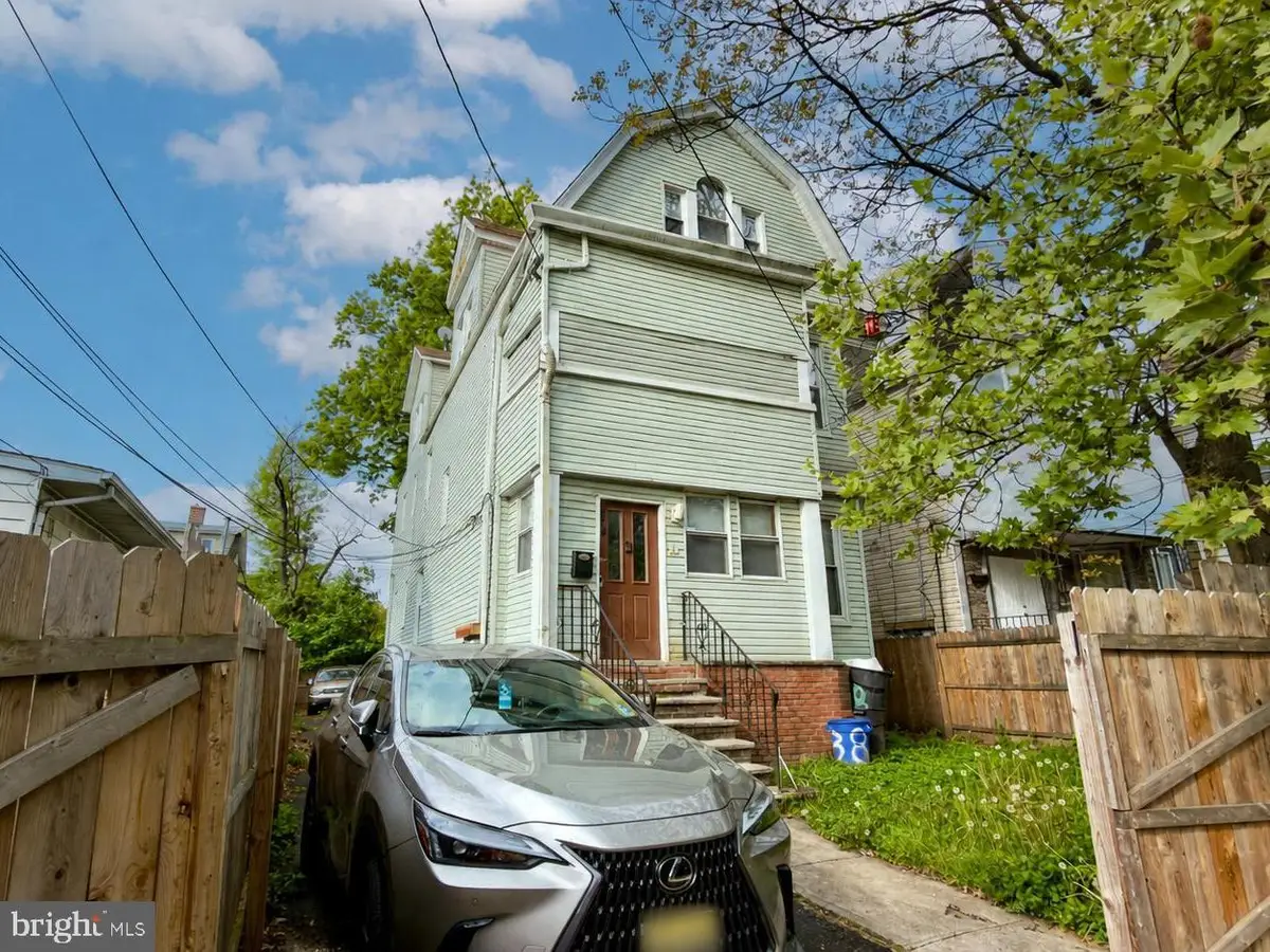 38-40 Eckert Ave, Newark, NJ 07112 - #1