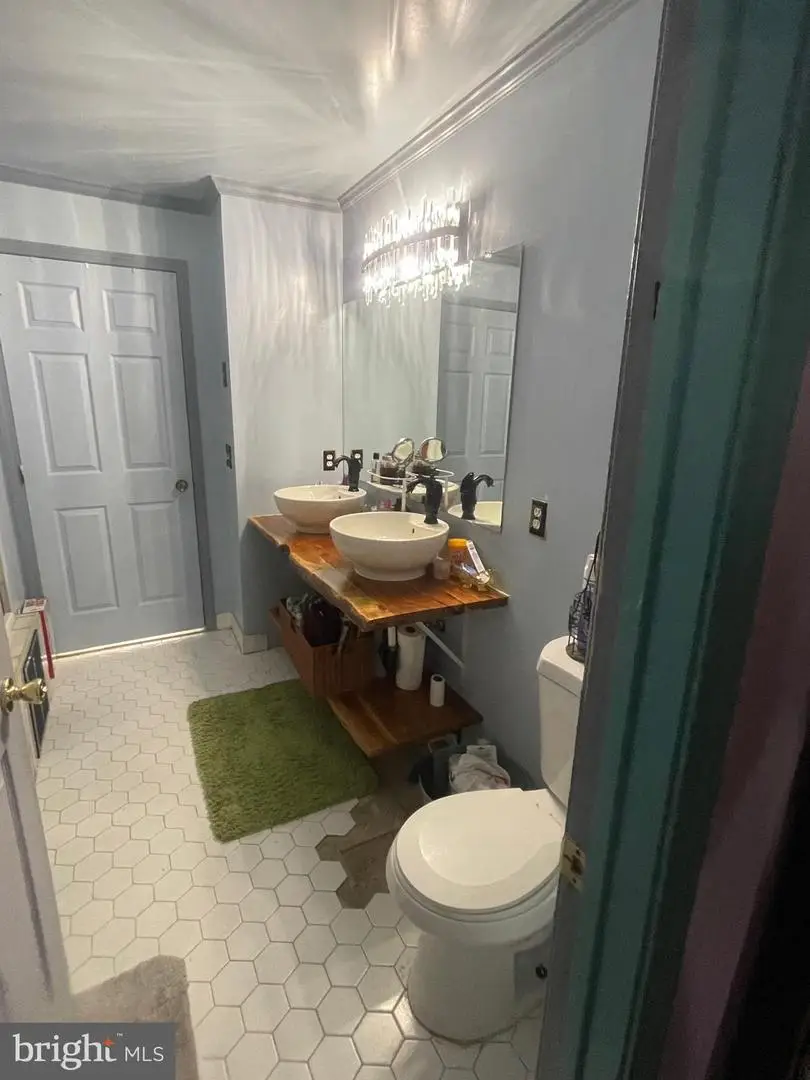 93 Perez Dr, Newark, NJ 07103 - #3