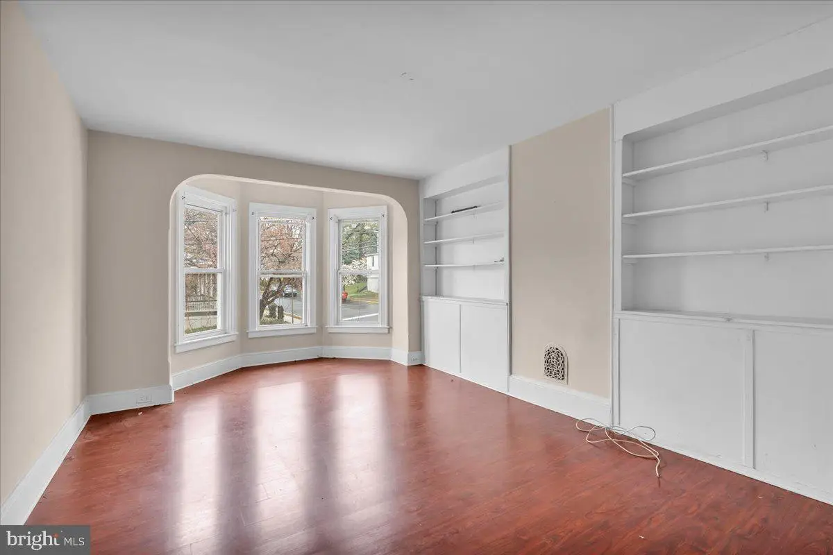 204 Hunter St, Woodbury, NJ 08096 - Image #1