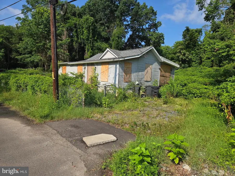 529 Mcnaughton Ave, Deptford, NJ 08096 - Image #3