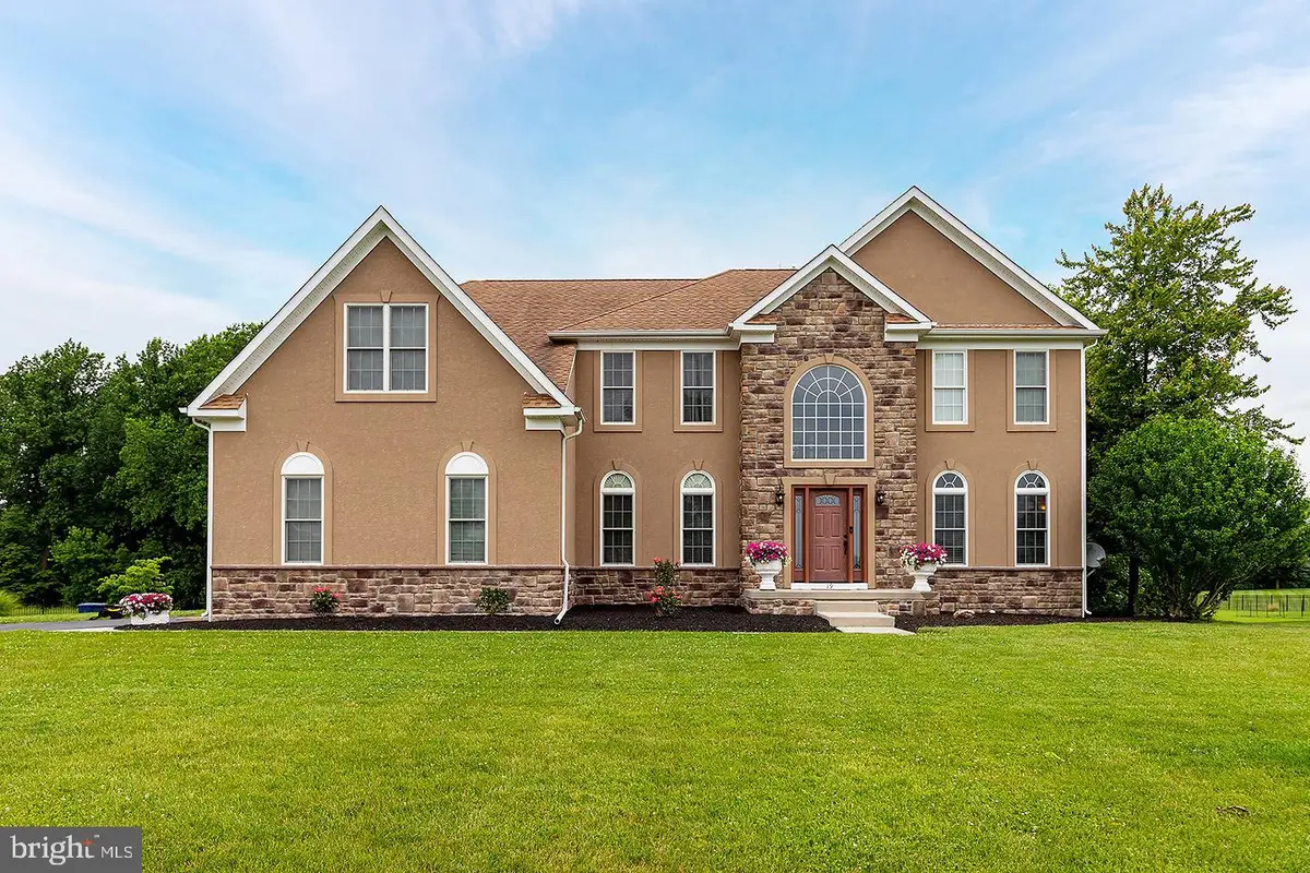 19 Valley Ln, Mullica Hill, NJ 08062 - Image #1