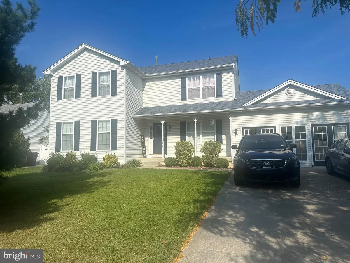 504 Campus Dr, Williamstown, NJ 08094 - Image #1