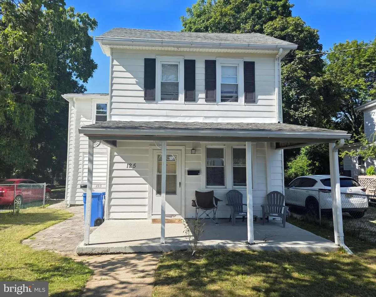 125 W Clayton Ave, Clayton, NJ 08312 - Image #1