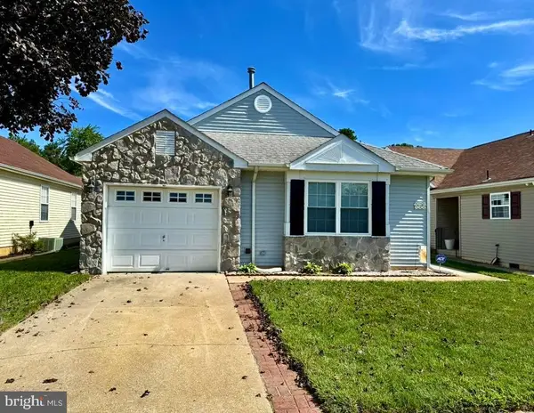 729 Barbados Dr, WILLIAMSTOWN, NJ 08094