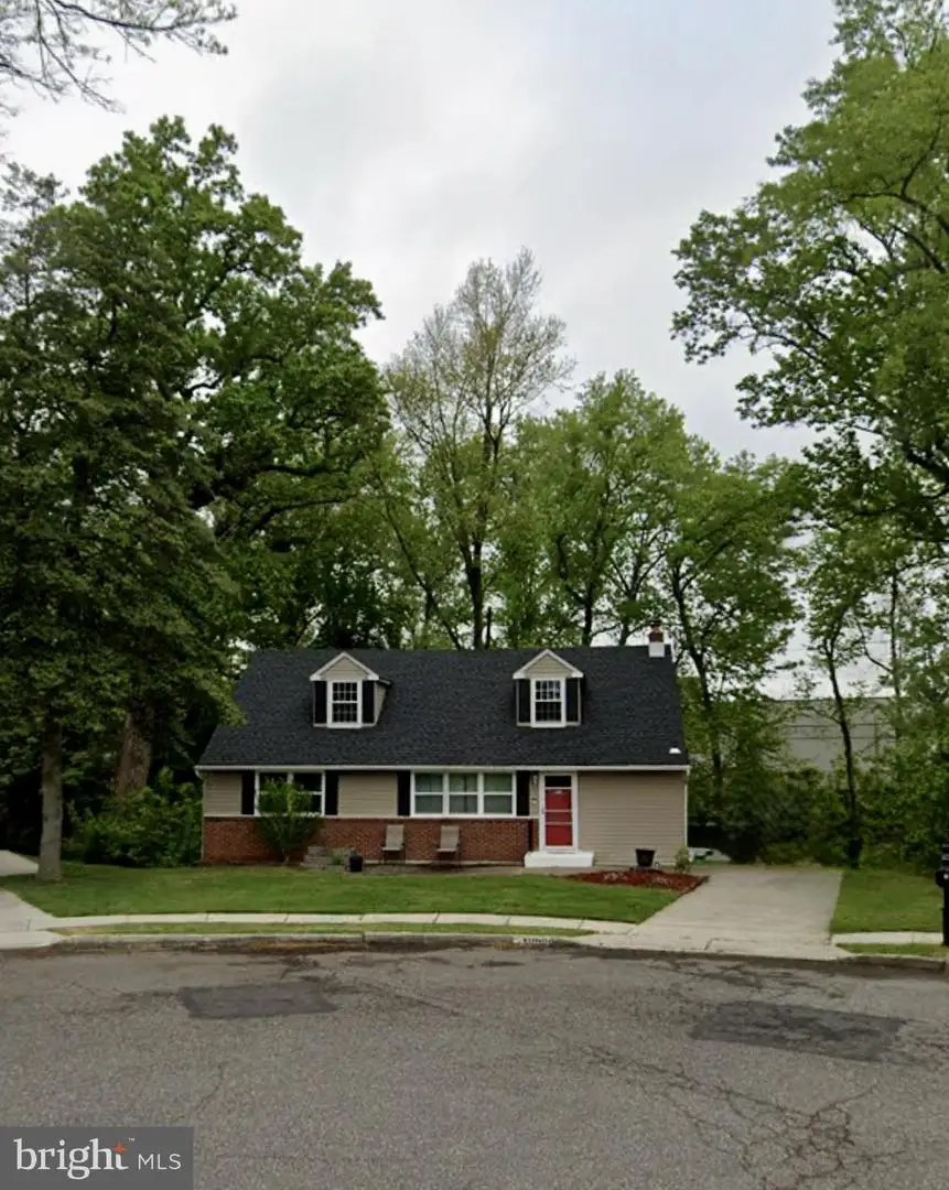 6 Cypress Cir, West Deptford, NJ 08096 - Image #1
