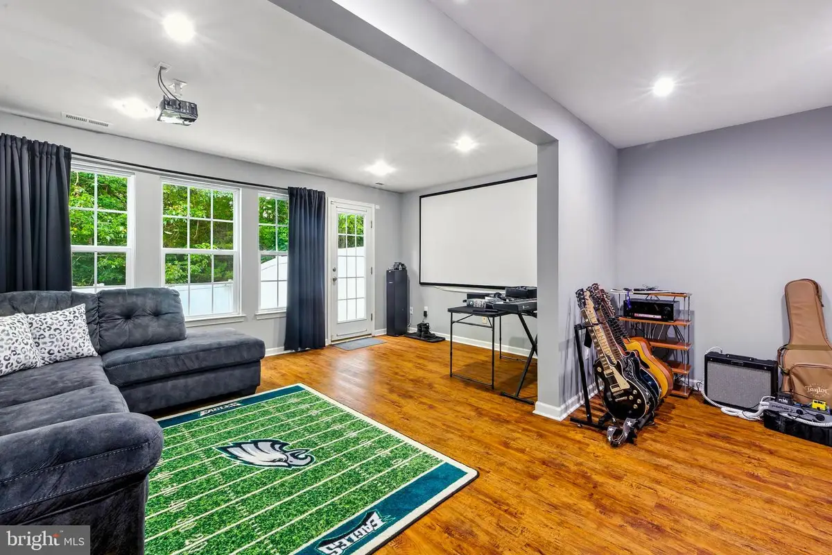 380 Concetta Dr, Mount Royal, NJ 08061 - Image #1