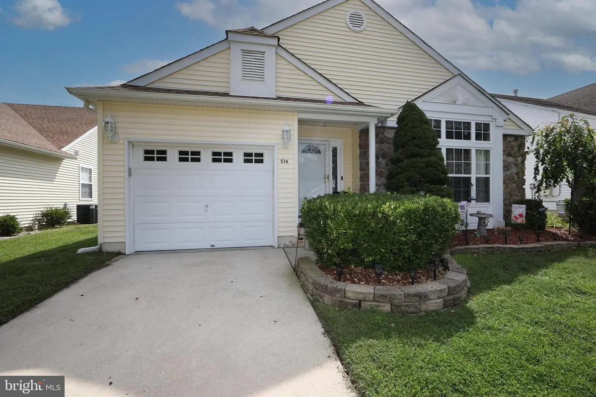 516 Saint Martin Ct, Williamstown, NJ 08094 - Image #1